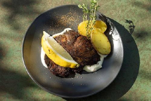 Smoky grilled lion’s mane mushroom